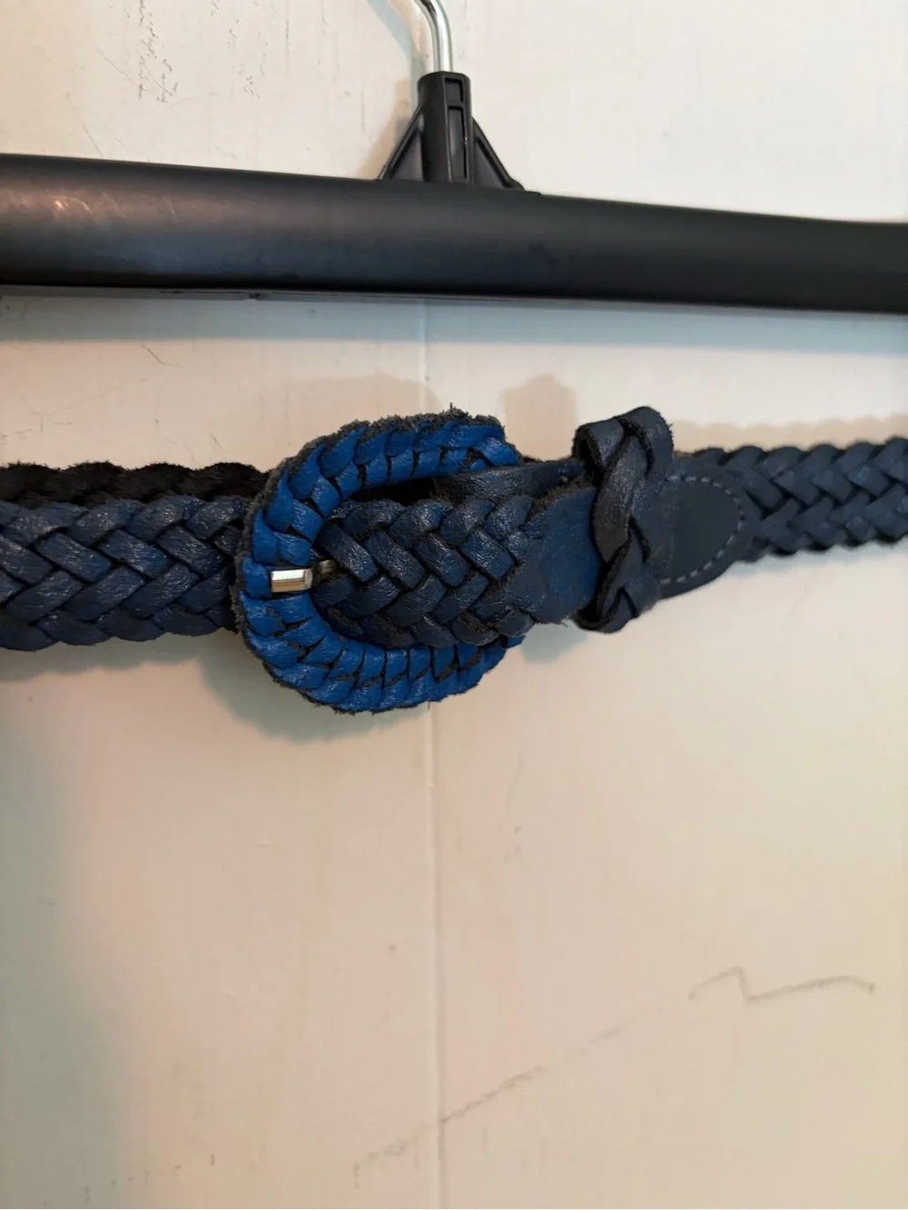 Capezio 80s/90s genuine leather braided belt in navy with cerulean buckle